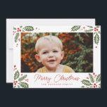 Cartão De Festividades Holly Berry Corners Foto<br><div class="desc">Mande a tendência com este cartão com fotos de férias completamente personalizável,  com a minha mão desenhada para o inverno. Ele vem com um padrão correspondente na parte traseira e 2 fotos adicionais e espaço para texto adicional.</div>