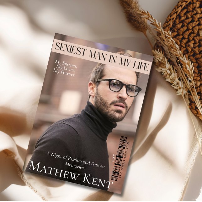 Cartão De Festividades Homem Mais Sexy da Minha Vida Revista capa (Sexiest Man in My Life Magazine cover Holiday Card)