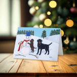 Cartão De Festividades Labrador Christmas com Snowman<br><div class="desc">O Natal do Labrador com o Cartão de Férias Snowman para os fãs do Labrador. Três cães Labrador estão brincando com seu boneco de neve no campo de neve branco. Típica cena da época de Natal. Quadro Whimsical Labrador Retriever pintado por Naomi Ochiai, do Japão. Labrador Amarelo e Labrador de...</div>