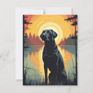 Cartão De Festividades Labrador na floresta durante o pôr do sol