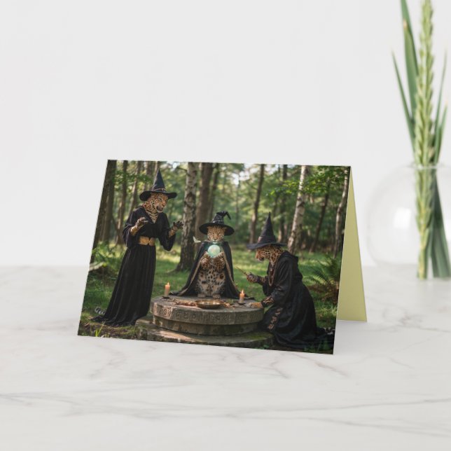 Cartão De Festividades Leopard Witch Halloween Card (Frente)
