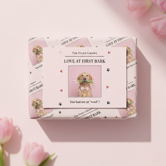 Cartão De Festividades Love at First Bark Dog Valentine’s Day  (Criador carregado)