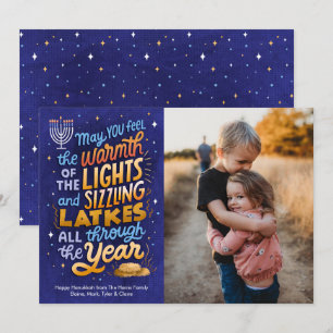 Cartão De Festividades Luz e Latkes Uma Foto Hanukkah