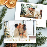 Cartão De Festividades Manuscrito Dourado mínimo moderno 2 Foto Feliz Nat<br><div class="desc">Cartão de Feriado de Script de Natal Magra Elegante Moderno Dourado Script 2 Foto Feliz. Este simples, festivo e minimalista, caprichoso, modelo de duas (2) cartões de natal de de de fotografia apresenta o texto de saudação "Feliz Natal" em uma caligrafia maníaca com letras brancas e irrisórias, escrita de letras...</div>