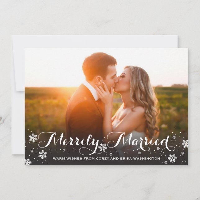 Cartão De Festividades Merrily Married Snowflake Holiday Photo (Frente)