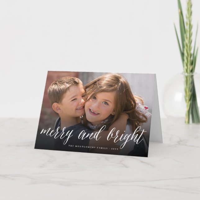 Cartão De Festividades Merry and Bright Simple White Script Modern Photo (Frente)