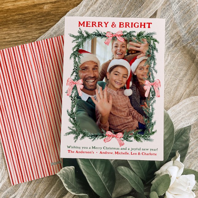Cartão De Festividades Merry & Bright Christmas Holiday Family Photo Card (Criador carregado)