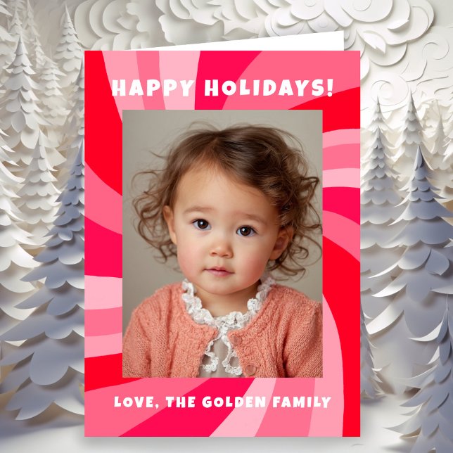 Cartão De Festividades Modern Swirl HAPPY HOLIDAYS CUSTOM PHOTO (Modern Swirl HAPPY HOLIDAYS CUSTOM PHOTO Holiday Christmas Pink Red Colorful Card
)