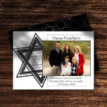 Cartão De Festividades Moderno Hanukkah Silver Estrela Desejada de David<br><div class="desc">Bar de prata/Bat Mitzvah e Estrela moderna de Hanukkah,  minimamente clássico,  contra um fundo sólido,  criam um design elegante e sofisticado. Para obter outros produtos de coordenação ou correspondência,  visite justFharryn em Zazzle.com ou entre em contato com o designer,  c/o Fharryn@yahoo.com Todos os direitos reservados. #zazzlemade #christmasdecor</div>