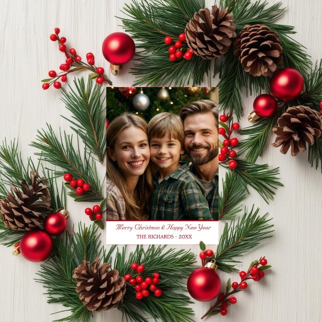 Cartão De Festividades Moderno Red & Green Snowflakes tem uma foto (Modern Red & Green Snowflakes one photo Holiday Card)