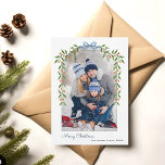 Cartão De Festividades Moldura Botânica de Aquarela Foto de Natal<br><div class="desc">Capturar a magia da estação com este cartão de saudação de Natal personalizado com uma ilustração impressionante da granja da aquarela em um quadro de arco gracioso. Este cartão maravilhosamente trabalhado é perfeito para enviar desejos calorosos aos seus entes queridos durante as férias.</div>