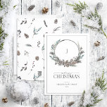 Cartão De Festividades Monograma Black Winter Berry Wreath Feliz Natal<br><div class="desc">Que melhor maneira de espalhar a alegria de Natal do que com o nosso Monograma Black Winter Wreath Merry Christmas Card? Esta bela carta apresenta uma coroa branca, preta e moderna adornada com elementos botânicos como pínus cones e bagas moldando seu monograma. A palavra "Feliz" é escrita elegantemente em uma...</div>