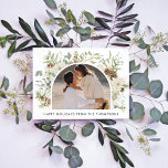 Cartão De Festividades Natal Botânico Eucalyptus Greenery Personalizado<br><div class="desc">Elevem suas cartões de natal com nossos "Cartões de natal de Natal Personalizados Eucalyptus Botânicos". Estas cartas são uma mistura harmoniosa de encanto de cottagecore e minimalismo moderno, apresentando uma camada de aquarela botânica lindamente trabalhada em tons de verde-calcário. O elegante design é perfeito para capturar a essência da estação...</div>