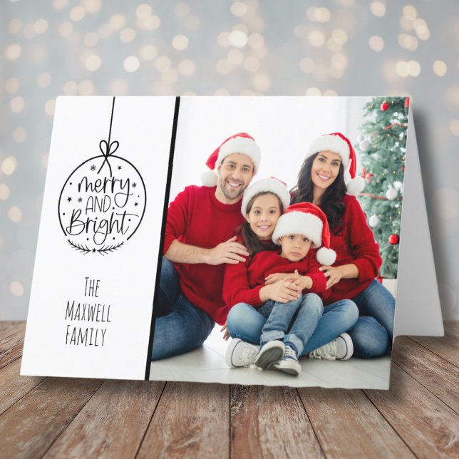 Cartão De Festividades Natal brilhante da Feliz de fotos da família minim (Minimalist Family Photo Merry Bright Christmas Holiday Card)