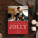 Cartão De Festividades Natal da família Jolly<br><div class="desc">Um cartão-postal de saudação de Natal moderno em vermelho Esta é a estação para ser alegre com a sua design de fotos de família. Personalize o lado frontal do cartão com sua foto, seus nomes e o ano. Este cartão se reverte para uma xadrez de Natal vermelha e verde no...</div>