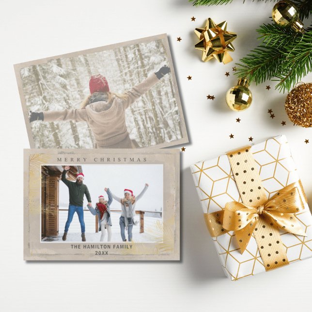 Cartão De Festividades Natal de Folhagem Dourada e bege moderno (Criador carregado)