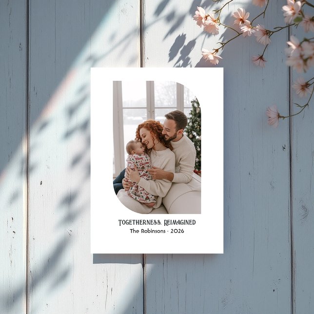 Cartão De Festividades Natal Foto de Família Reimaginada (Togetherness Reimagined Family Photo Christmas Holiday Card)