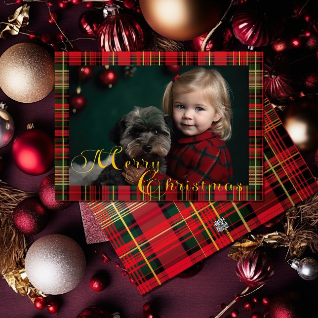 Cartão De Festividades Natal incrivelmente elegante para a Xadrez Tartan (Beautiful Christmas Red and Green Tartan 'Merry Christmas' Photo Holiday Card)