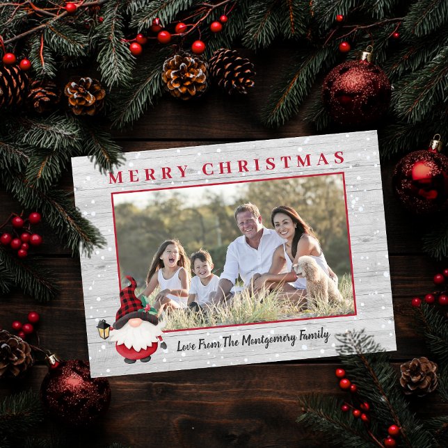 Cartão De Festividades Natal Rustic Lumberjack Gnome Personalizado (Rustic Lumberjack Gnome Custom Photo Christmas Holiday Card)