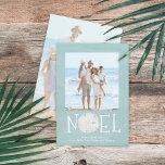 Cartão De Festividades Noel Photo Christmas Blue Beach Sand Dollar<br><div class="desc">Este design apresenta um cartão com fotos Noel de Natal,  uma botânica simples,  um design de tipografia fofo,  um estilo de areia de praia,  um elegante rústico,  azul turquesa,  fundo oceânico a aquarela,  com um cartão com fotos náutico,  tropical,  de férias litorâneo.</div>