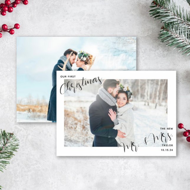Cartão De Festividades Nossa Primeira Foto de Natal Recém-Feita (Easily personalize this first Christmas as Mr. & Mrs. Card with 2 photos and your deets!)