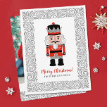 Cartão De Festividades Noz-cacker do Natal Vermelho Elegante<br><div class="desc">Um elegante preguiçoso de Natal aparece neste cartão com fotos de Natal. Uma saudação bonito de Natal para a sua família e amigos. Personalize com sua foto e seu nome. Projetado para você pelo Blackberry Boulevard.</div>