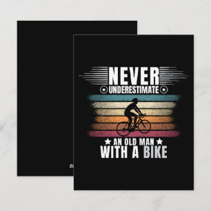 Cartão De Festividades Nunca Subestime um Homem Velho numa Bicicleta