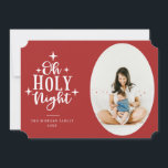 Cartão De Festividades Oh Santa Noite Foto Vermelha<br><div class="desc">Tipografia química,  citação tradicional de feriado "Oh Santa Noite",  Cartões de foto de Natal. A placa apresenta fundo vermelho festivo,  texto branco,  quadro de foto oval para foto de solteiro na frente,  linhas de texto de modelo para nome,  ano,  mensagem e nomes de família.</div>