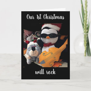 Cartão De Festividades OUR ***1st CHRISTMAS*** WILL ROCK-ROCKIN' PENQUIN