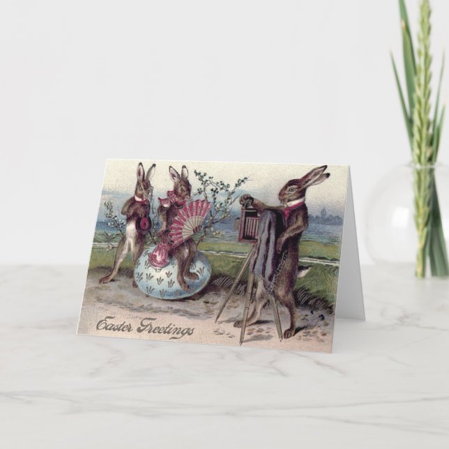 Cartão De Festividades Ovo de Câmera de Casal Coelho da Páscoa (Frente)