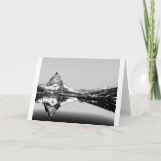 Cartão De Festividades Paisagem negra e branca da montanha Matterhorn