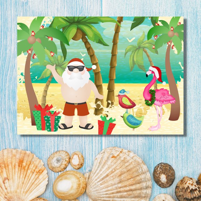 Cartão De Festividades Papais noeis bonitos e aves tropicais Natal de pra (Front - Cute Santa and Tropical Birds Beach Christmas Holiday Card)