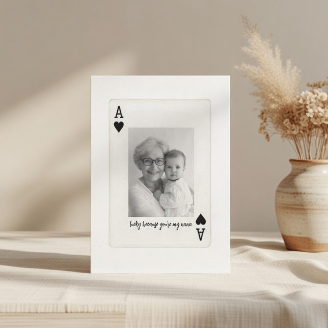Cartão De Festividades Personalized Nana Mother’s Day Card – Ace of Heart (Criador carregado)