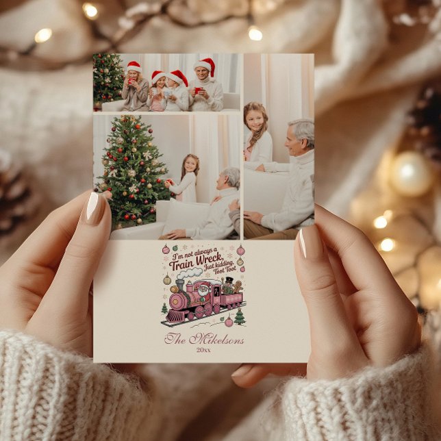 Cartão De Festividades Photo Funny Santa Train Wreck Christmas (Criador carregado)