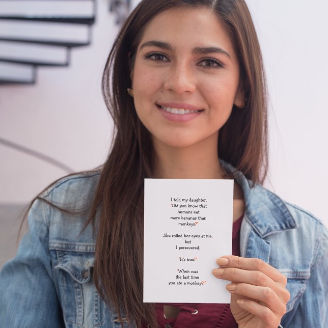 Cartão De Festividades Piada engraçada de Pai em macacos Humanos Bananas  (Funny Dad Joke on Monkeys Humans Bananas Humor LOL Holiday Card)