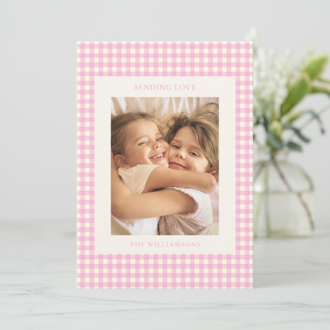 Cartão De Festividades Pink Gingham Plaid Portrait Photo Valentine Love (Em pé/Frente)