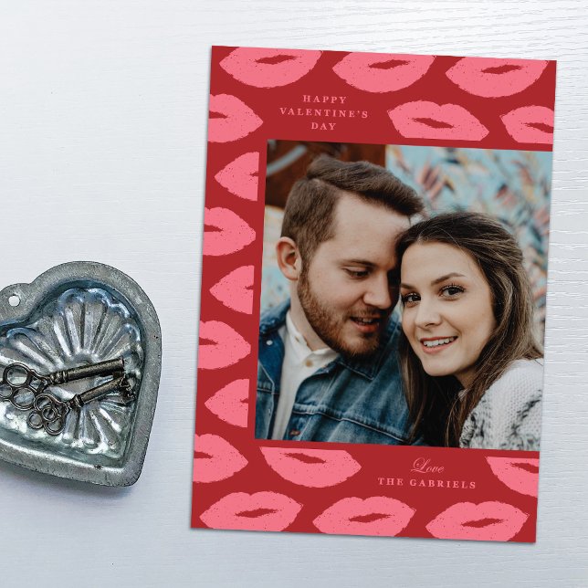 Cartão De Festividades Placa de Dia de os namorados Plano Moderno do Kiss (Criador carregado)