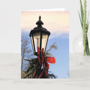 Cartão De Festividades Poste de iluminação decorado para feriado