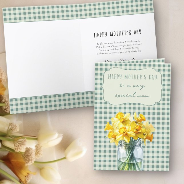 Cartão De Festividades Primavera Daffodils em um Dia de as mães feliz (Mother's Day card with daffodils and editable wording for a very special mum)