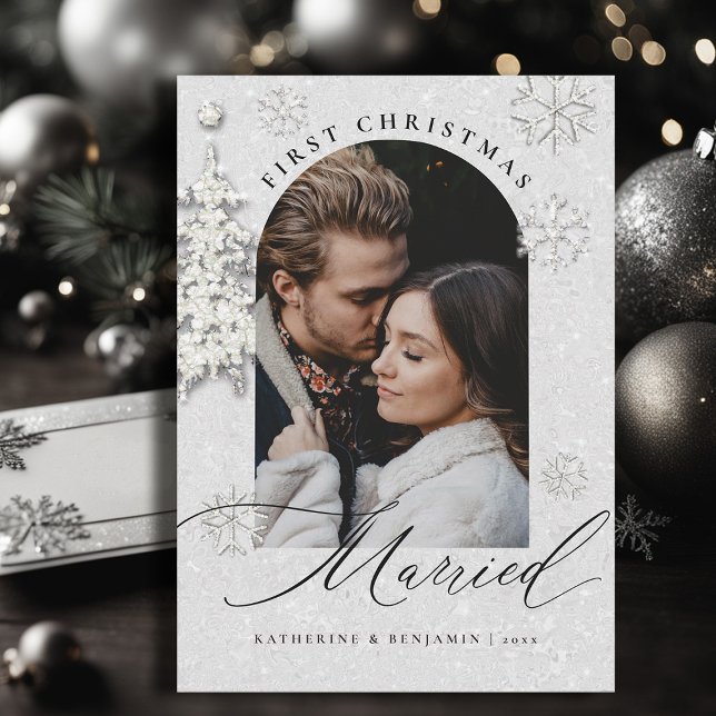 Cartão De Festividades Primeiro Natal Casado com Sparkles Boho Arch Foto (christmas card first married couple black white glitter sparkle boho arch modern minimalist)