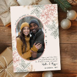 Cartão De Festividades Primeiro Natal como Sr. e Sra. Oval Foto<br><div class="desc">O novo Cartões de foto de Natal escreveu com "Nosso primeiro natal como Sr. e Sra." e personalizou com sua foto e saudação personalizadas. A design miminalista russa com a natureza inspirou a arte da linha botânica do santo e do pinheiro em cores neutras da terra, incluindo o verde, o...</div>