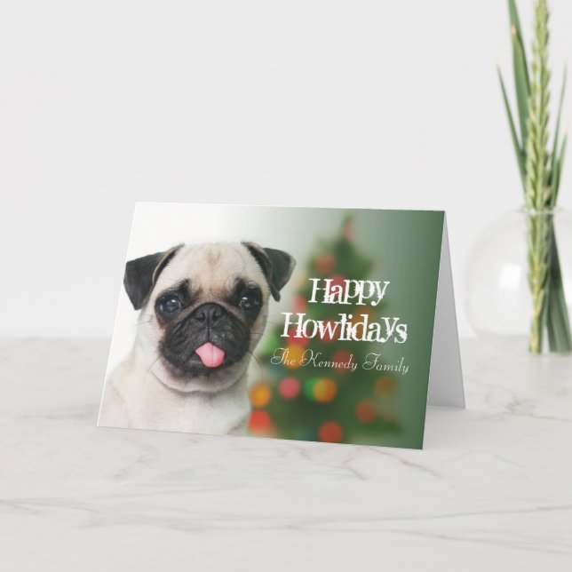 Cartão De Festividades Pug dog against Christmas tree with bokeh (Frente)