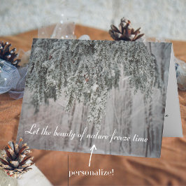 Cartão De Festividades Ramos geados e uma floresta coberta de neve