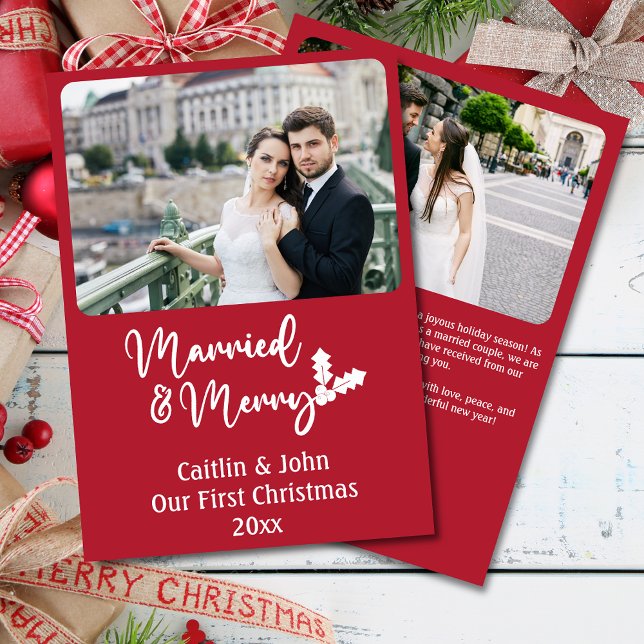 Cartão De Festividades Recém-casados e Felizes, Primeiro Natal Vermelho (Married and Merry, Our First Christmas personalized 2 photo  greeting card in red with white letters)