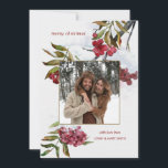 Cartão De Festividades Red Watercolor Winter Berries in Snow Photo<br><div class="desc">Estilo de aquarela Adorável Arte botânica de Natal com aglomerados de frutos vermelhos de inverno e folhas em um galho de neve em fundo falso de textura aquática com molde fotográfico e campos de texto.</div>