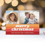 Cartão De Festividades Retro Stripes Red Orange - Foto de Feliz - Vista d<br><div class="desc">Frente - design de Natal não convencional com uma vibração de 70 anos. Um grande Feliz Natal Saudação em uma fonte retrorreflectora com fundo ou tons de ferrugem e laranja. 2 Fotos podem ser incluídas neste design. Voltar - Arte de Linha Retroativa em Leituras e Laranja de Feira - Se...</div>