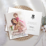 Cartão De Festividades Romântica Caligrafia Feliz Foto de Natal Dobrada<br><div class="desc">Esta carta de fotos de Natal dobrada com uma elegante e romântica carta caligráfica suave com pinecone twigs,  estrelas e dentro de mensagem de texto personalizada. Para uma personalização mais avançada deste design,  clique no BOTÃO FERRAMENTA DESIGN AZUL acima!</div>