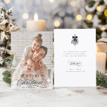 Cartão De Festividades Romântica Caligrafia Feliz Foto de Natal Flat<br><div class="desc">Esta placa lisa fotográfica de Natal com uma elegante e romântica caligrafia suave com pinecone twigs,  estrelas e mensagem de texto personalizada no verso. Para uma personalização mais avançada deste design,  clique no BOTÃO FERRAMENTA DESIGN AZUL acima!</div>
