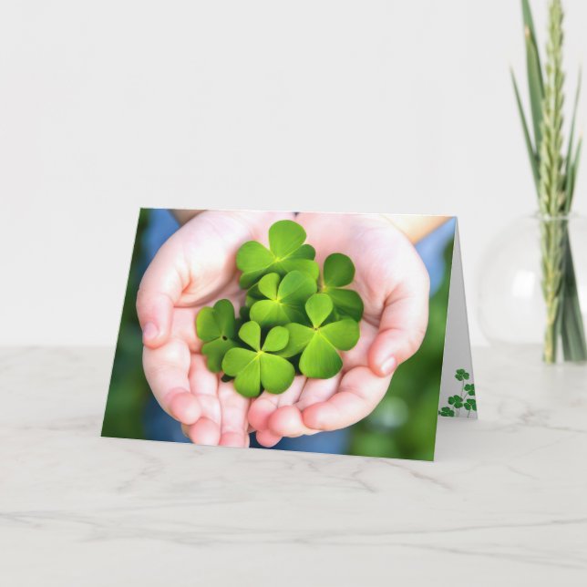 Cartão De Festividades Rua, vestidos à mão no dia 4 de folha (Frente)