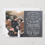 Cartão De Festividades Rustic Chalkboard Wishing Feliz Foto de Natal<br><div class="desc">Cartões de natal de tipografia em quadrinhos russos com as palavras "Desejando a vocês e a toda a sua família um Natal muito feliz e um maravilhoso Ano Novo".</div>